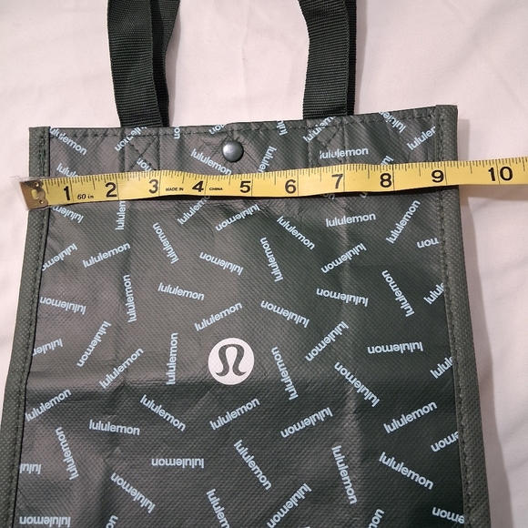 lululemon athletica Green And Ligth Blue Logo Repeated-Print Tote - Picture 4 of 6